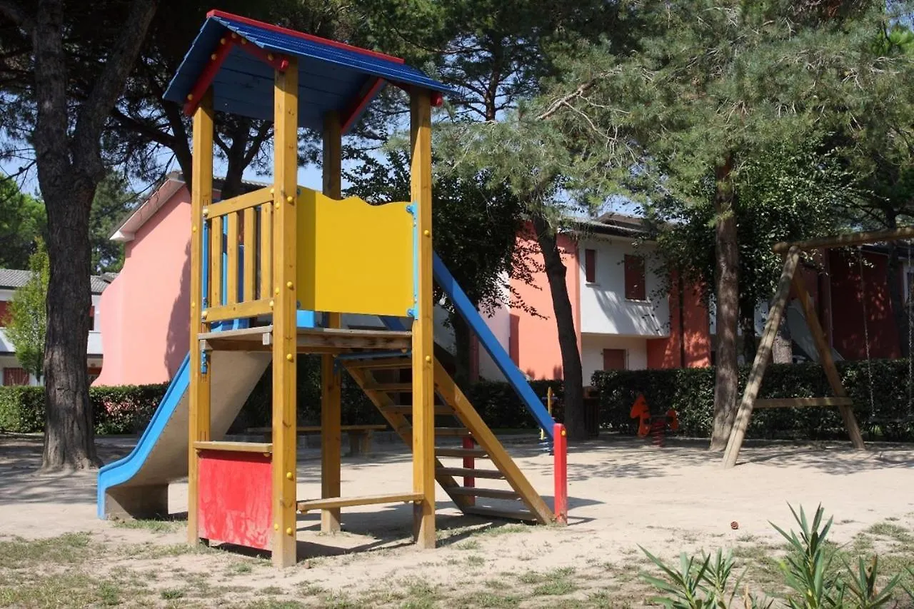 Cozy Flat In Residence With Swimming Pools - Beahost Bibione Apartman